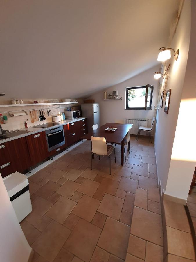 Nice, Cosy Studio Apartment With Shared Outdoor Pool Banjole Bagian luar foto